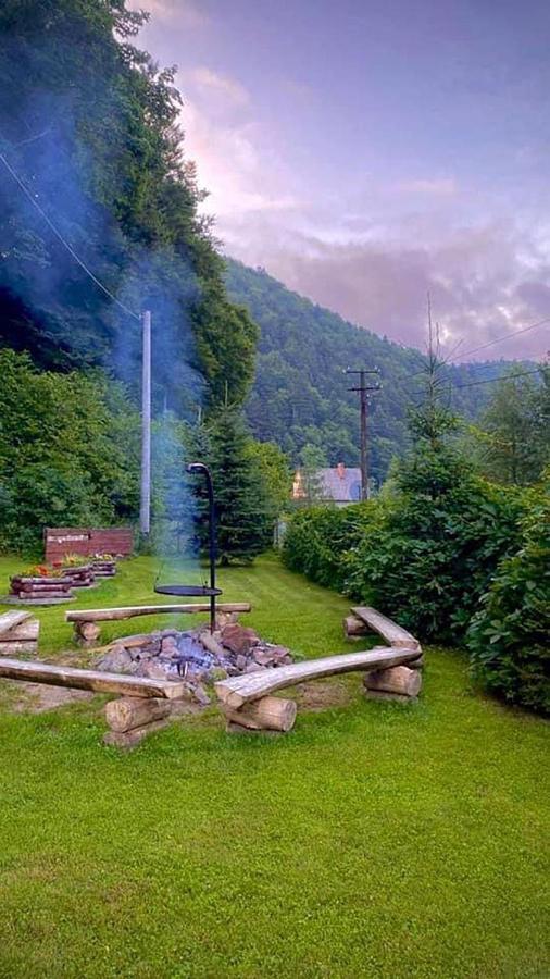 Bieszczadzki Klin Bklin Villa ชิสนา ภายนอก รูปภาพ